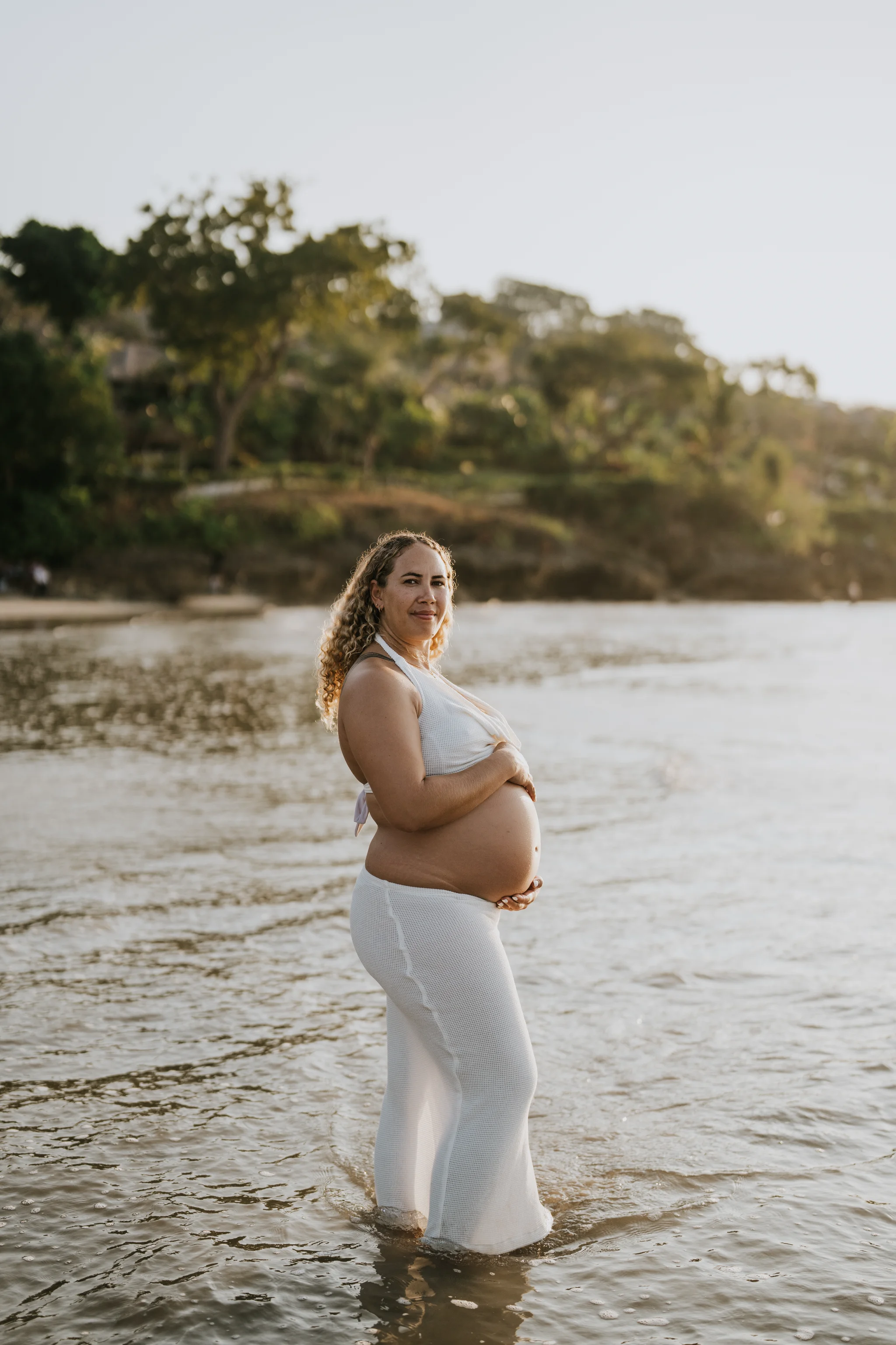 Maternity At Muaya Beach