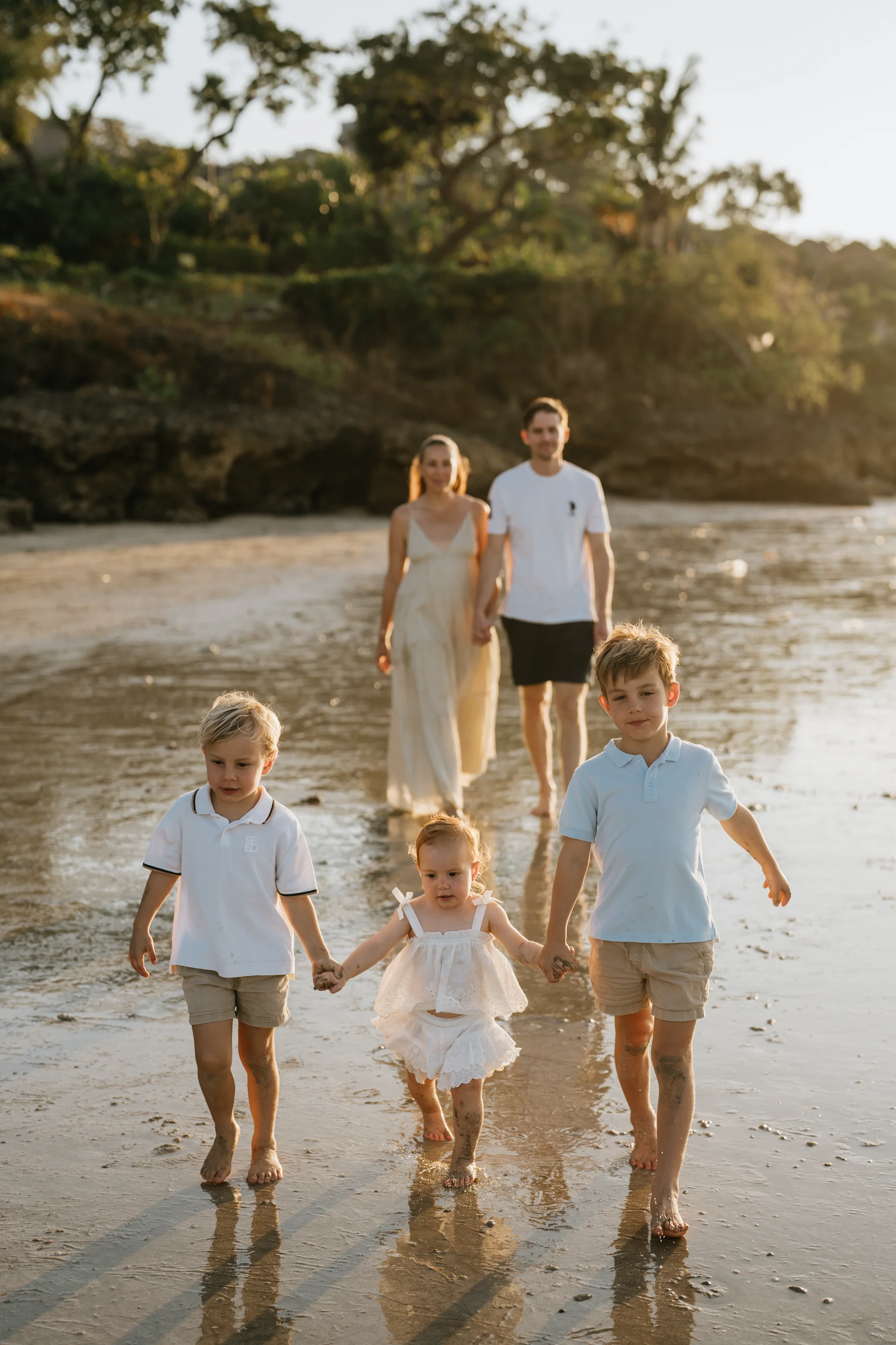 Family Session At Muaya Baech